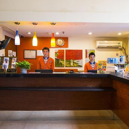 7 デイズ イン シャンハイ ルジャズイ ブランチ 上海市 エクステリア 写真
